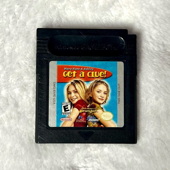 Mary-Kate And Ashley: Get a Clue Nintendo Gameboy Color Game - Picture 1 of 2